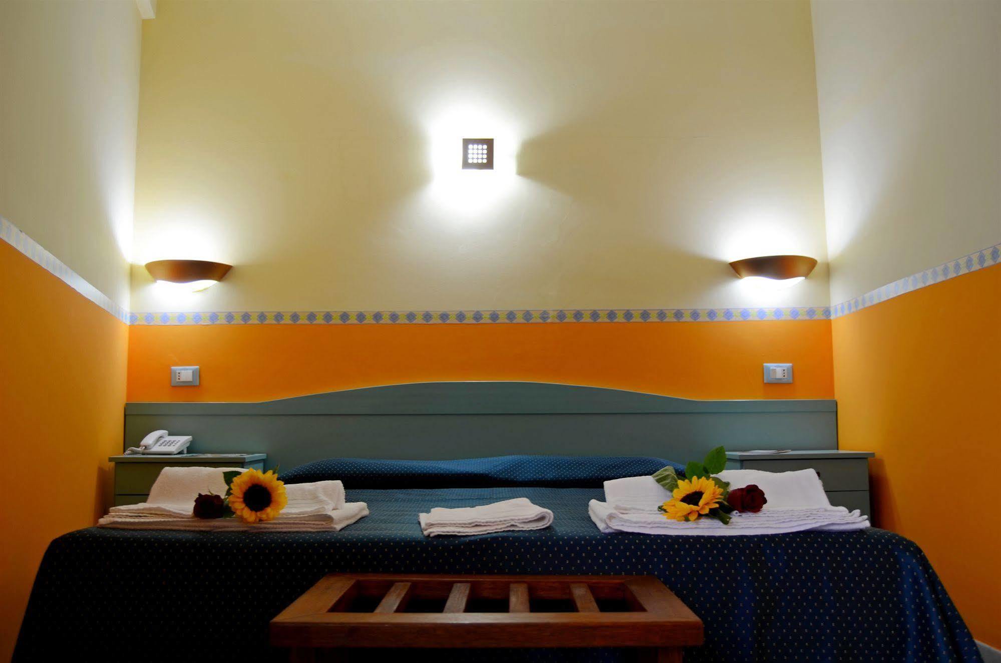 Hotel Costa Antiga Castelsardo Exteriör bild